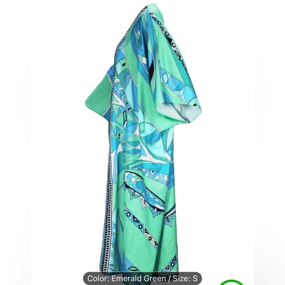 Matching High-waisted Shorts + Cover Up - Picture 3 of 7